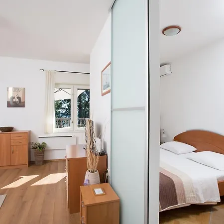 Apartman Garden *