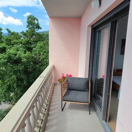 Garden أوباتيا
