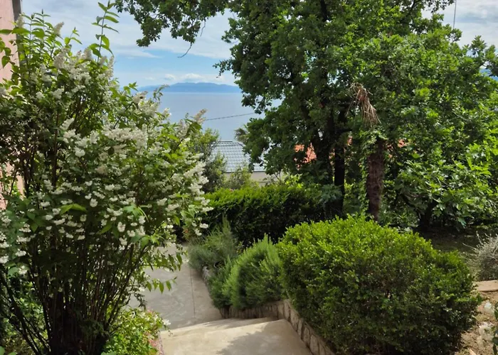 Garden * Опатія