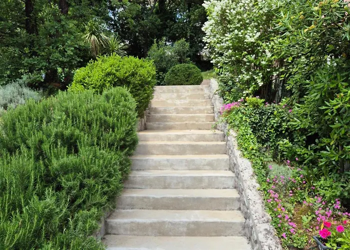 Διαμέρισμα Garden